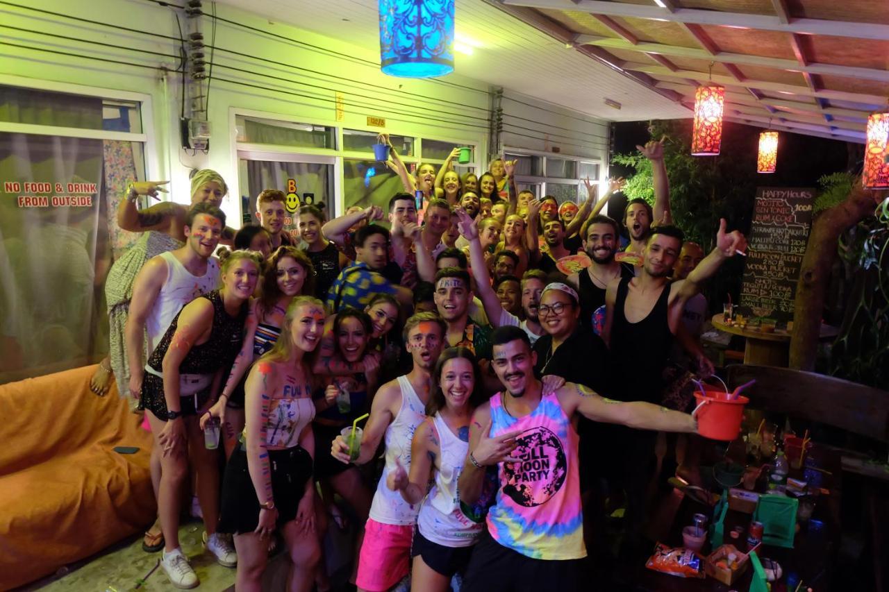 Smile Hostel Koh Phangan Екстериор снимка
