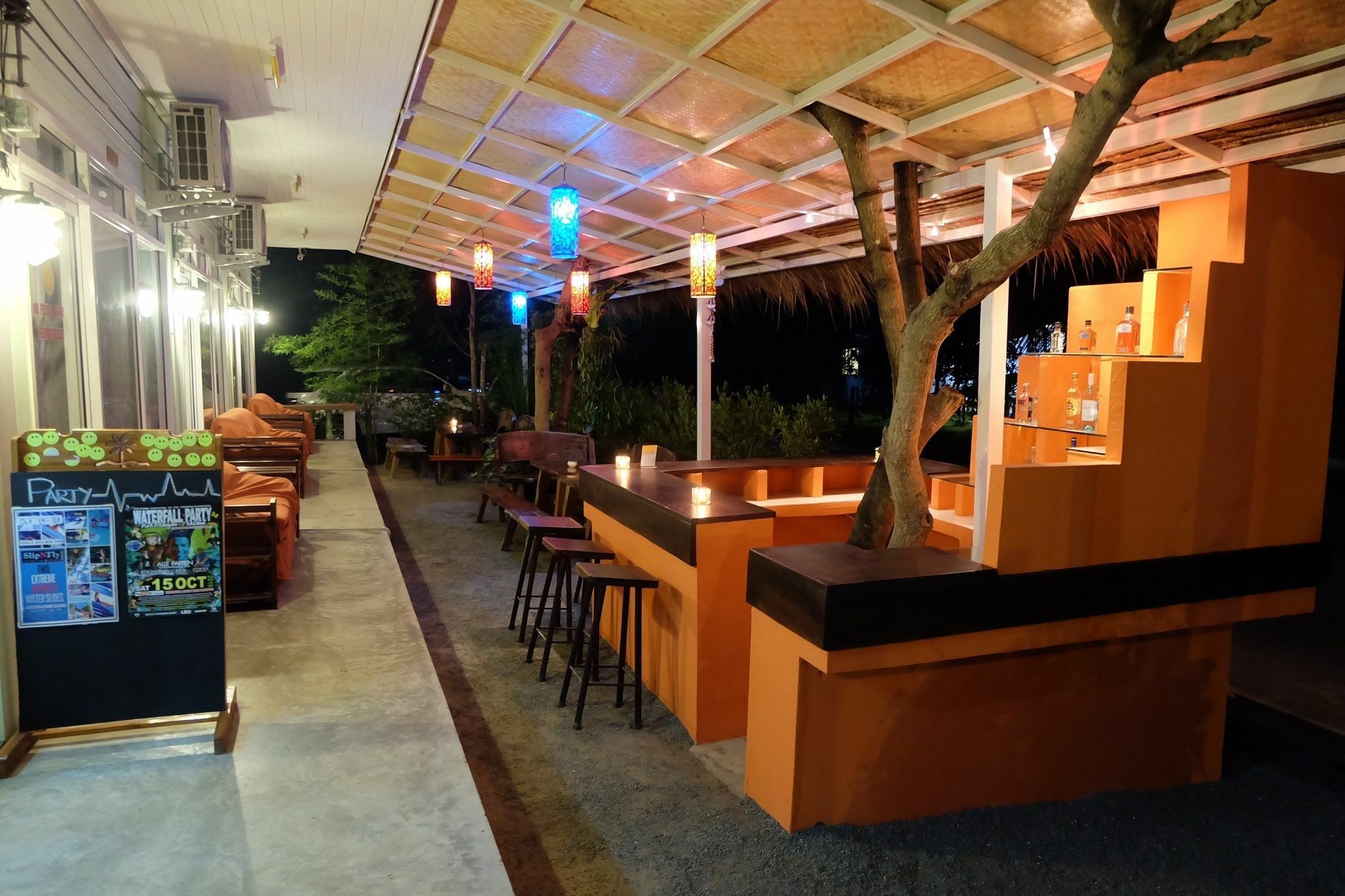 Smile Hostel Koh Phangan Екстериор снимка